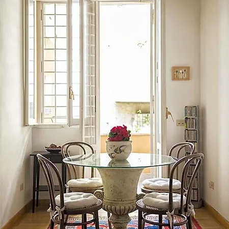 La Scalinatella Bed & Breakfast 4*